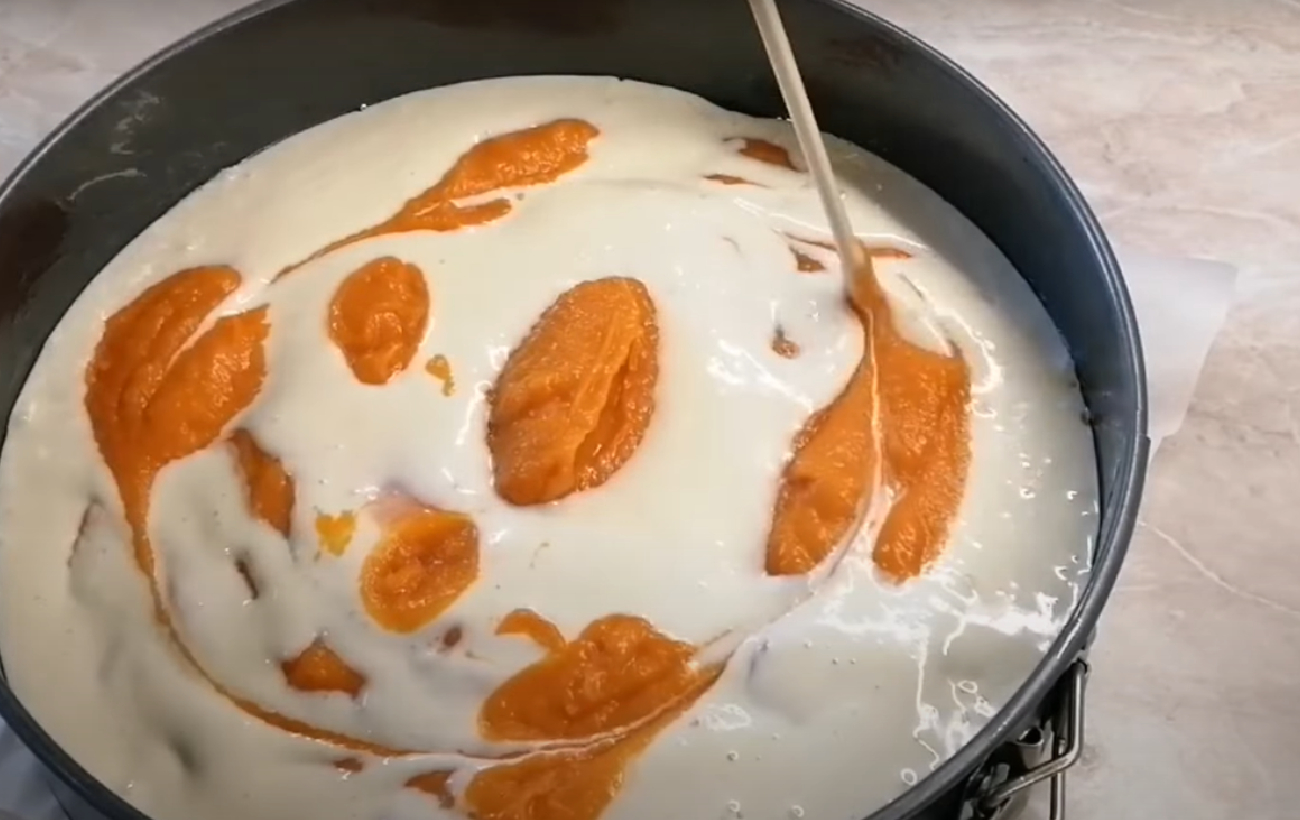 Гарбузова "мармурова" запіканка: нескладний рецепт ефектної та смачної страви